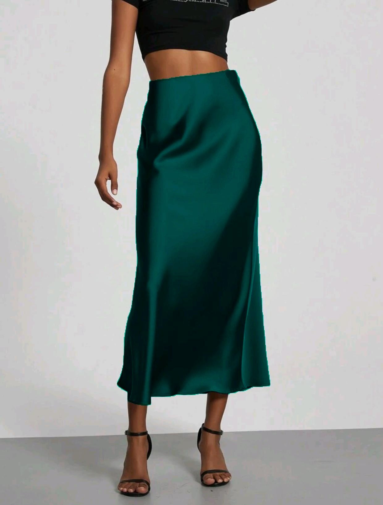 Slim Fit Satin Skirt